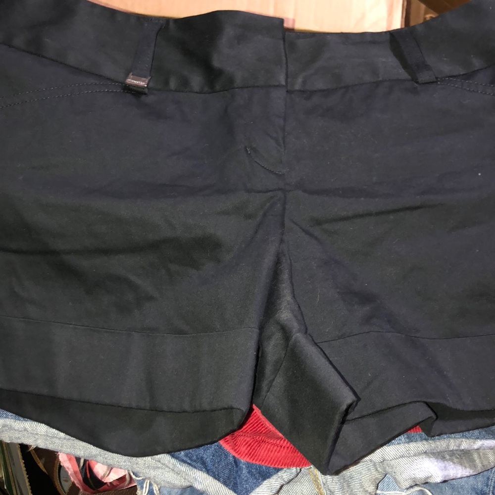 Adorable black shorts